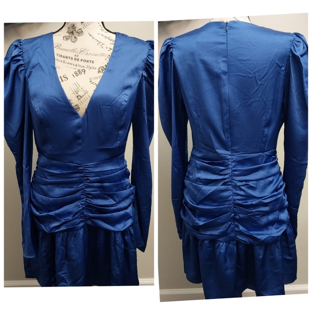 NWT ELEGANT DO+BE SOLID BLUE SATIN VNECK Lined DRESS / L